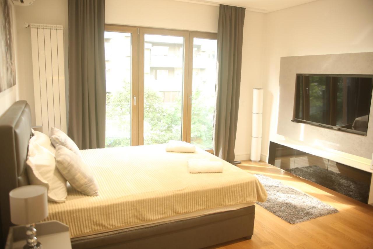 Natalie'S Condo Belgrado Buitenkant foto