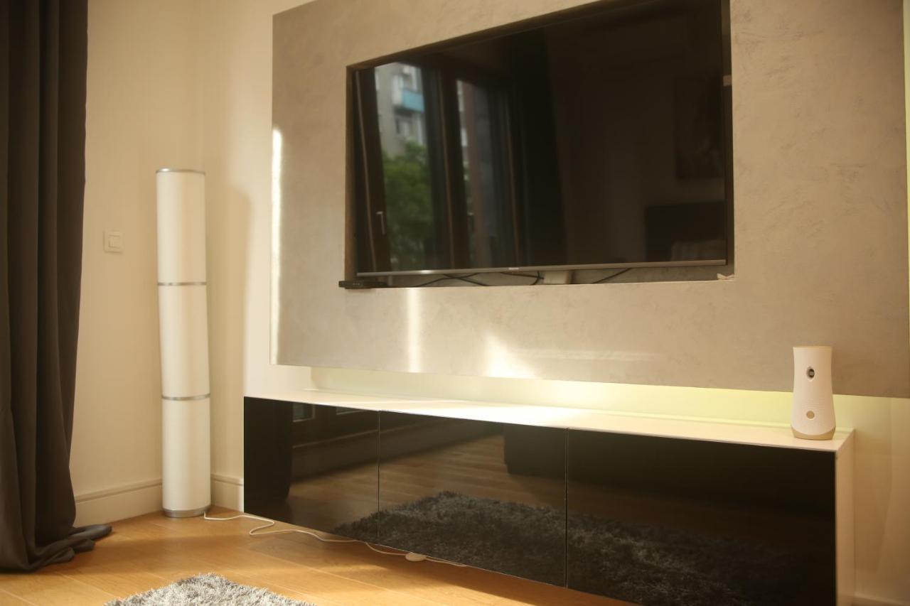Natalie'S Condo Belgrado Buitenkant foto